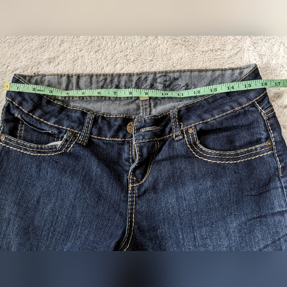 Vanilla Star Denim Jean Shorts, Stitching Detail, Size 11 - Picture 12 of 12